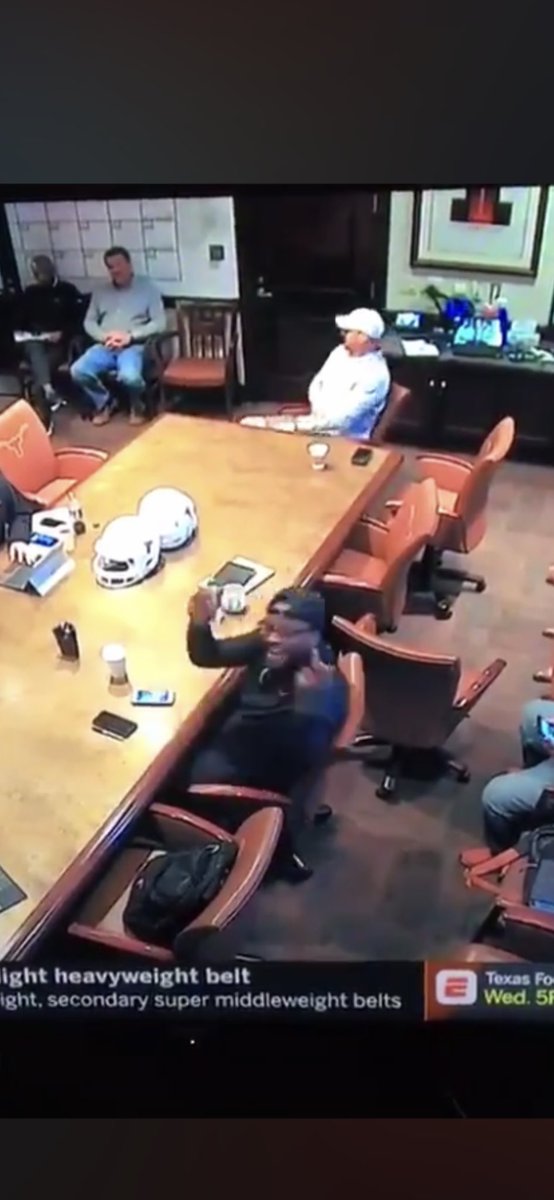 RudeDawgRules's tweet photo. @propjoesays He's so full of shit...  he did it directed at the cameras and then shhh-dude turned around and did it at the cameras as well. 

#lyingHerman
#lyingCulture https://t.co/3TIdGqu5oH