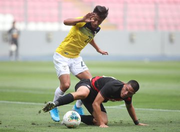 View image on Twitter