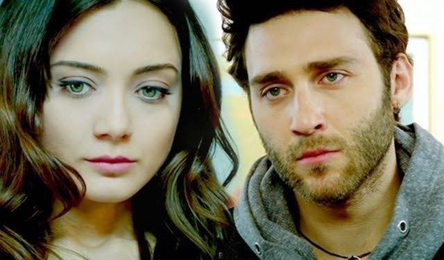 secozdemirnews's tweet photo. Bir Aşk Hikayesi❤️ #biraskhikayesi #seckinozdemir #damlasönmez #korkutali #ceylangerman #korkutceylan 😍 https://t.co/wCSsx4MIoo