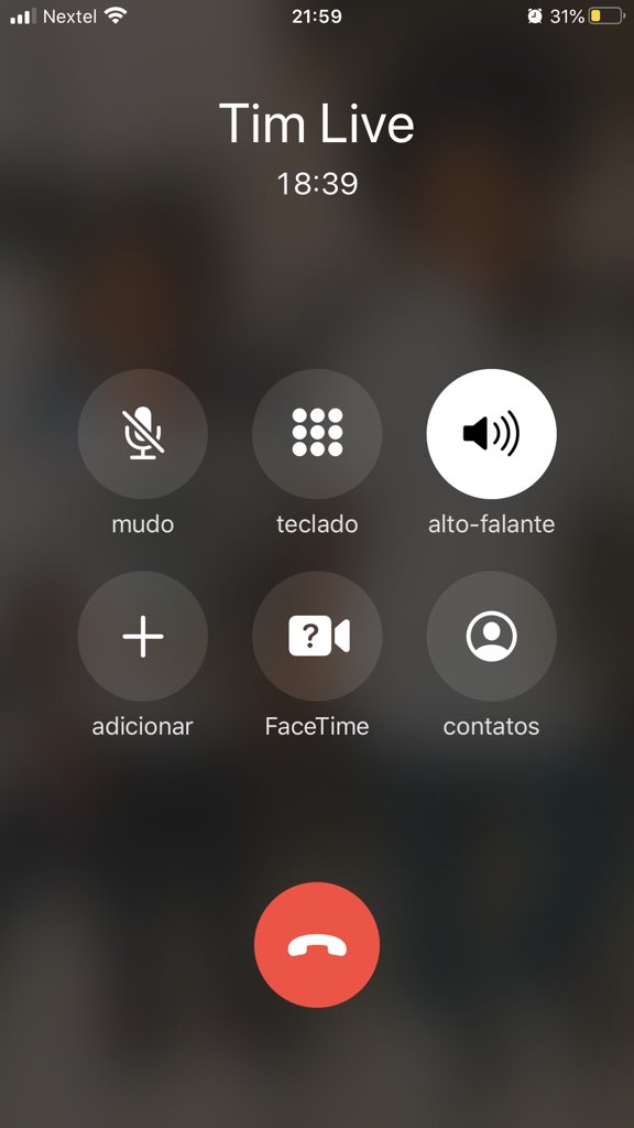 milasgui's tweet image. Surreal o tempo que a live TIM faz a gente esperar ouvindo musiquinha 🤦🏻‍♀️ #timlive #livetim @TIM_AJUDA