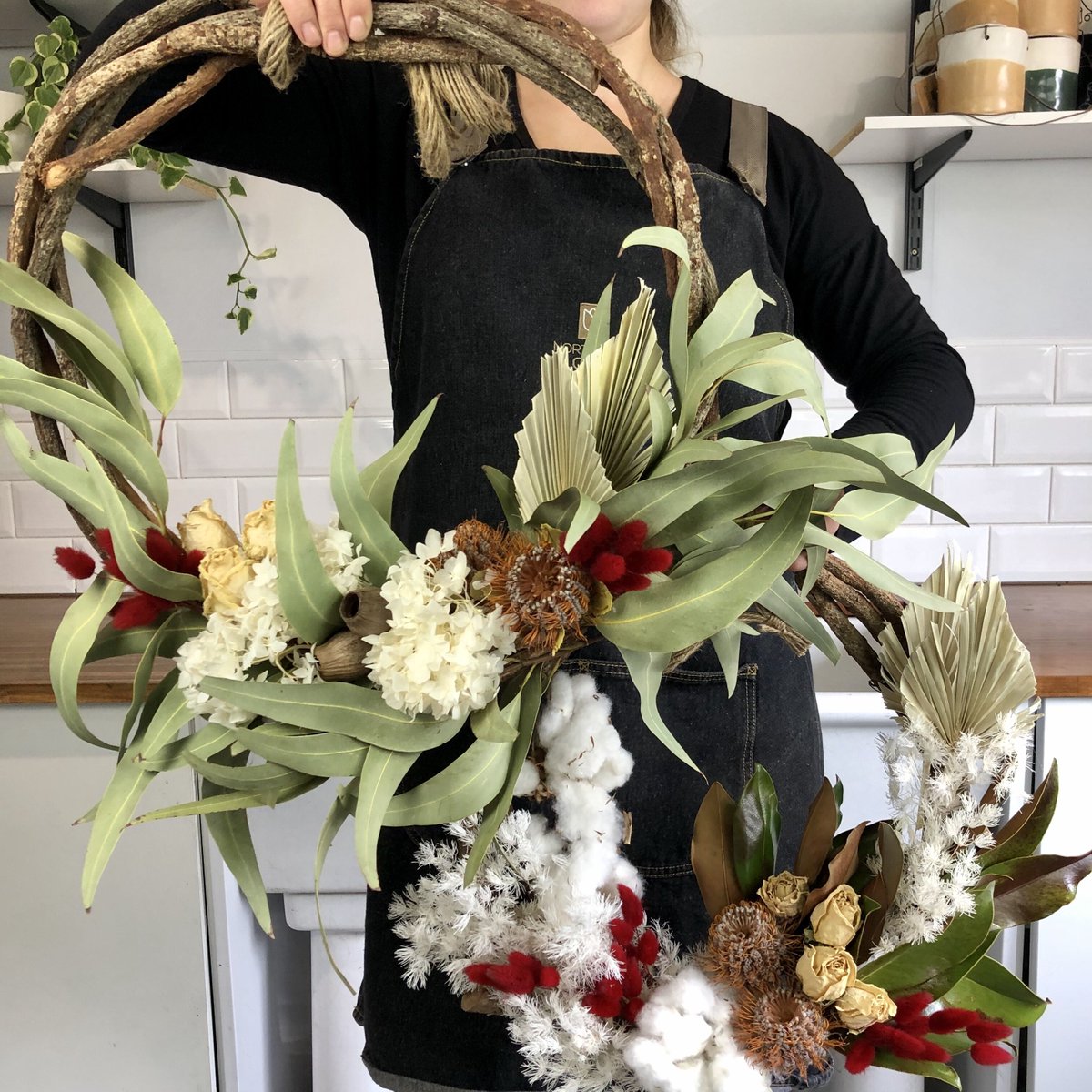 We still have dried wreaths available! Order yours today 😍 
.
.
.
.
#brisbaneblogger #brisbanestyle #brisbane #interflora #flowersofinstagram #flowerdeliverybrisbane #northsideflowermarket #windorahst #driedwreath #driedflowers