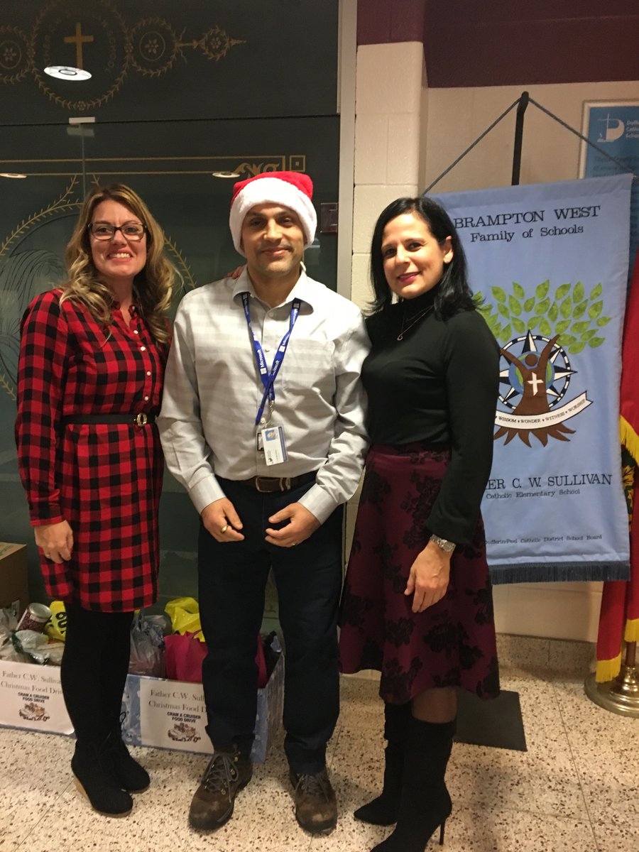FrCWSullyDPCDSB's tweet photo. What a joyous night at our Christmas Concert.  Thank you to all our Sullivan Families who joined us... https://t.co/usSOMBe5cw