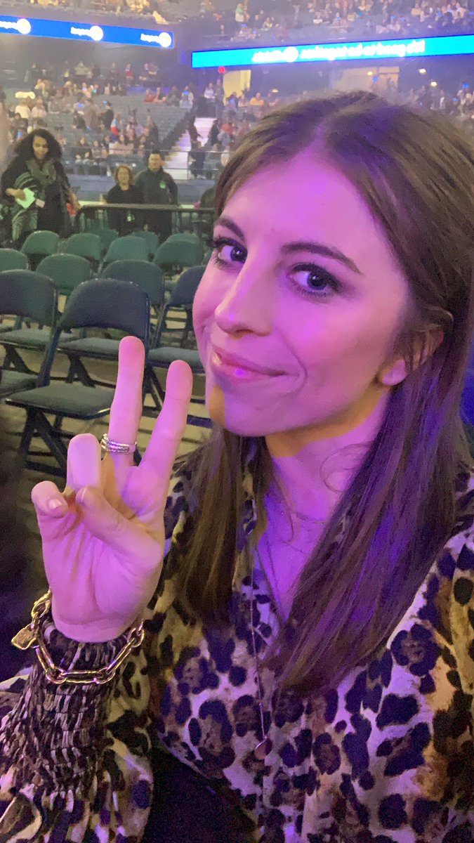 jordanrich96's tweet photo. #KISSFMJingleBall https://t.co/cYXQt3UqNs