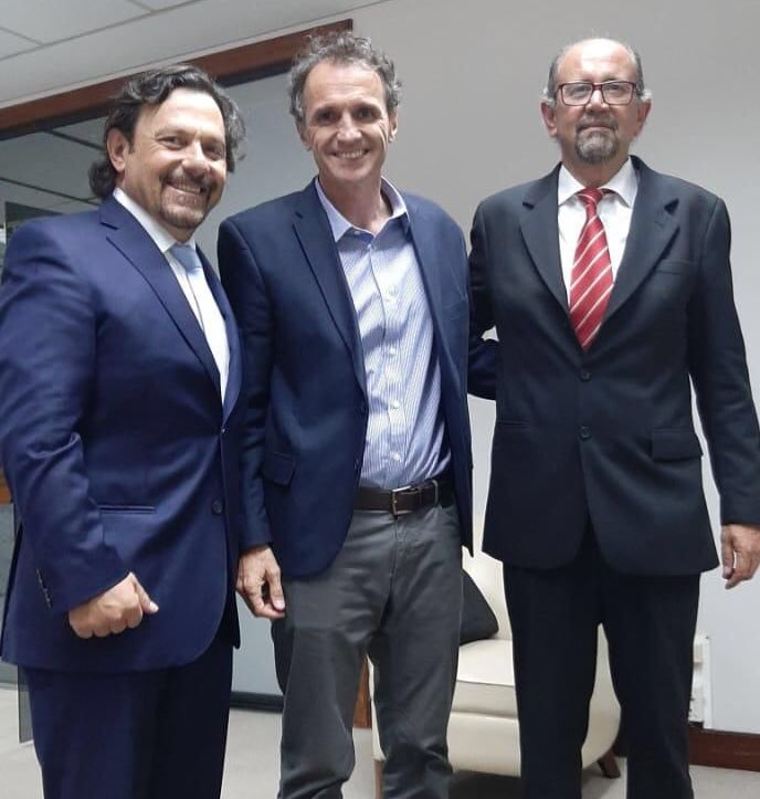 .<a href="/GustavoSaenzOK/">Gustavo Sáenz</a> coordinó acciones con Nación en materia de obra pública y vivienda bit.ly/2M82awz