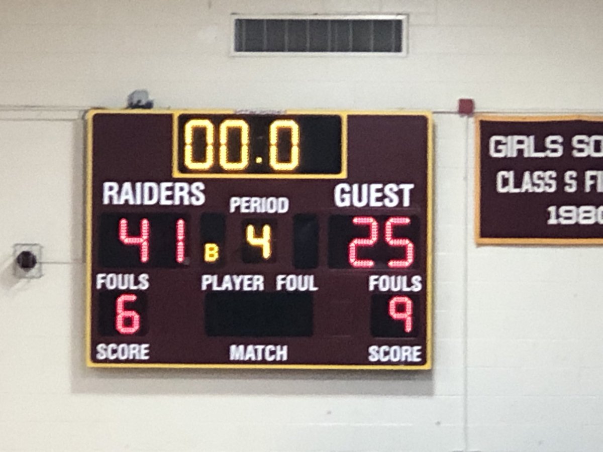 PrincipalWlhs's tweet photo. #WLHSLadyRaiderswinHomeOpener https://t.co/nlBfVNfXRT