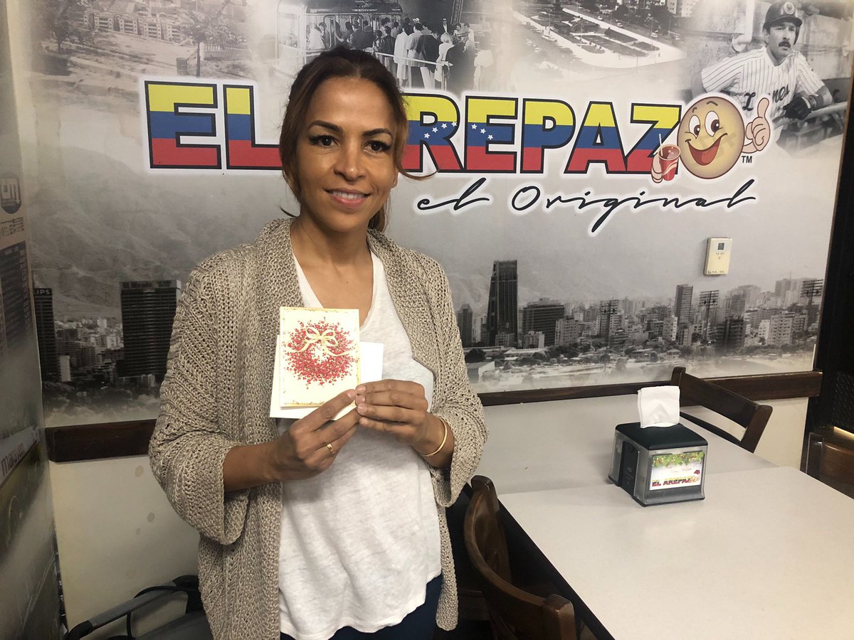 TomasAlcala's tweet photo. Today is #InternationalMigrantsDay 
and @TeamWarren in Florida spent the day writing Holiday postcards to the families of the Coalition of Immokalee Workers.

Migrants are integral members of our society that make our communities richer and more diverse, and today we honor them. https://t.co/JUC21kOMFC