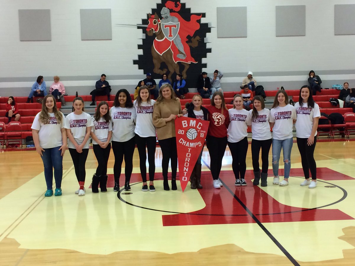 RedKnightAthlet's tweet photo. CONGRATULATIONS  TO THE 8th grade LADY RED KNIGHTS VOLLEYBALL TEAM ON WINNING THE 2019 BMC TOURNAMENT 
#NewGymNewBanner
#RedKnightNationRedKnightPride
#BuildingPrograms https://t.co/J7qiaKIvS1