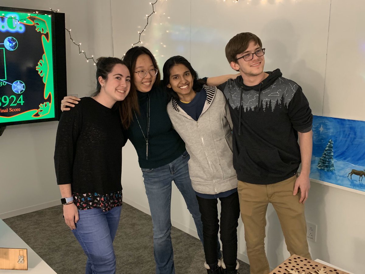 We escaped! These @CornellBME PhD students made it out of the holiday themed escape room @cornellvet in exactly 10 minutes! Supporting @CancerResource today was so much fun and we were all very impressed with the puzzles 🎄. Proud of my team!