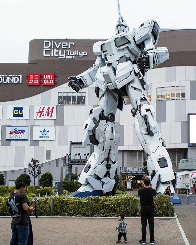danchukal's tweet photo. [10.10.2019] What's Japan without Gundams?
#pointshoggertravels 🇯🇵✈️ https://t.co/EInSnjOEBd