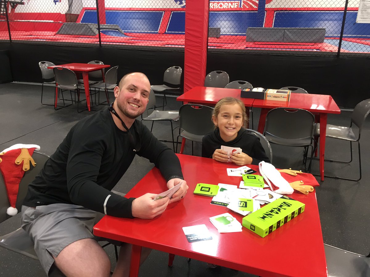 Laura Casey tweet media