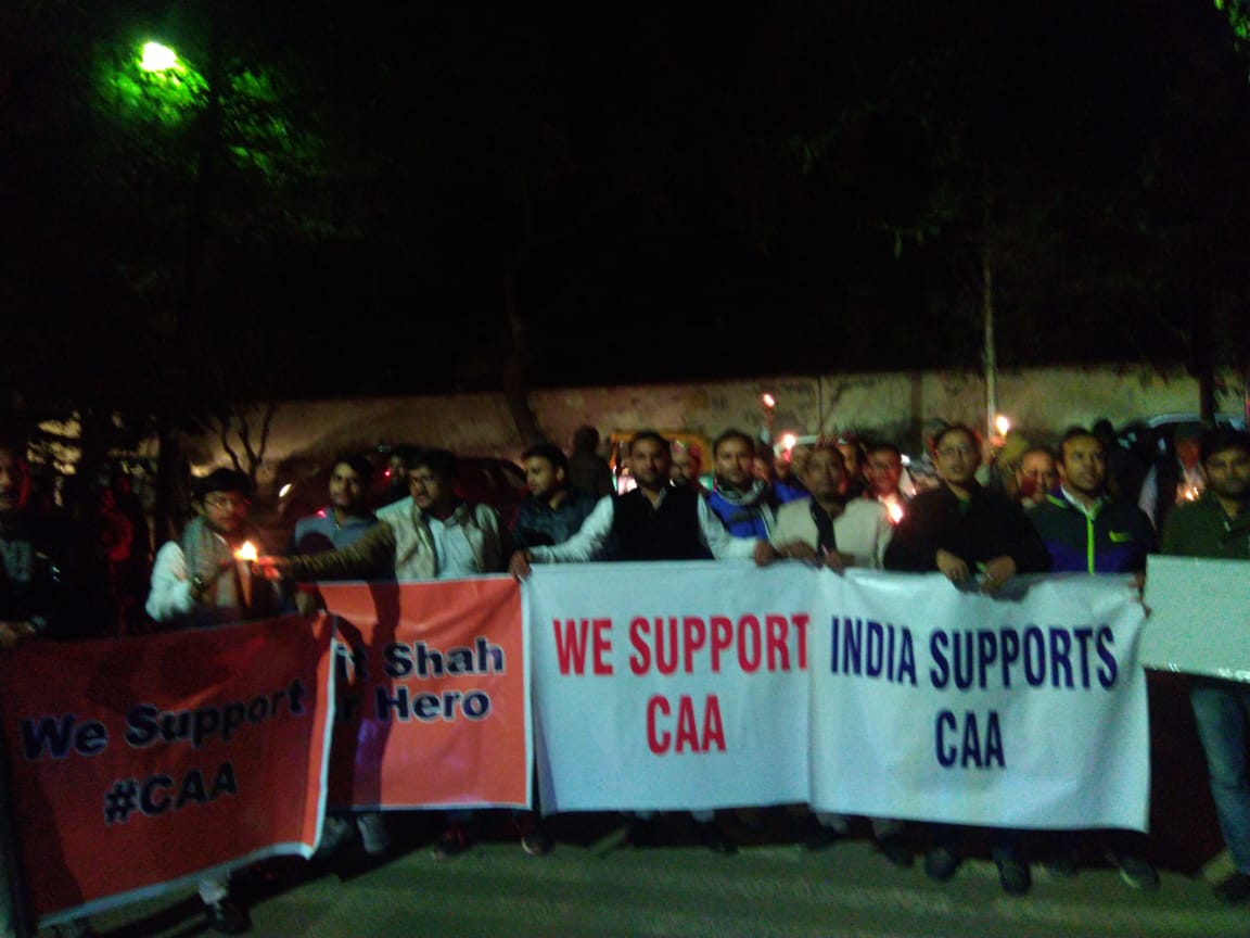 anirbanganguly's tweet image. Glimpses: In C.R.Park, Delhi ...this evening team #SaveBengal in #SupportCAB ...take out a march...Gratitude to PM @narendramodi &amp;amp; HM @AmitShah, a civilisational moment for Bengali Hindu refugees #IndiaSupportsCAA @SaveBengal