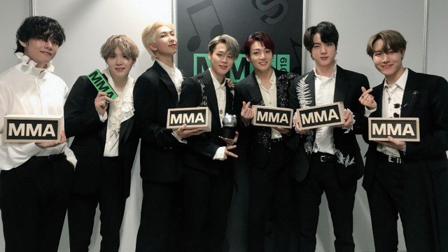 AleGemea's tweet photo. #JIMIN#์ง๋ฏผ@BTS_twt
#WeLoveYouBts
#BTSDaesangAllKill
#BTS_Hitmaker
#JiminTheFaceofKpop2019
#JiminBestMaleIdolDancer
#JiminHot100KpopIdolsrankings2019
#Jimin100MostHandsomeFaces2019
#JiminTheMostHandsomeMen2019
#JiminTheFavoriteBtsMember
#JiminOurPromise
๐ชBora votar๐ช https://t.co/IfK6CLjeOI