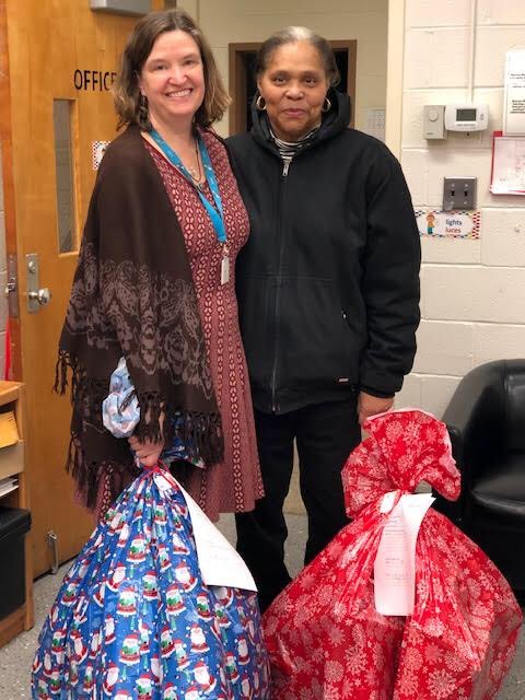 So grateful to our partners at Cockeysville Baptist, Trinity and Epworth churches for helping our families so generously for Christmas! #KindnessMatters <a href="/TriciaAngelini/">Tricia Angelini</a> <a href="/skfischer94/">Sharon Fischer</a> <a href="/WarrenES_BCPS/">Warren Elementary</a>