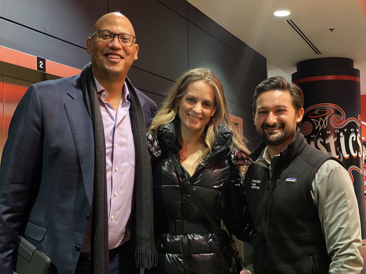 hgw1967's tweet photo. Thank you so very much for the Immersive Media Partnership @ZacharyLeonsis @WashWizards @NBA @MSE The volumetric highlights coming from your @CapitalOneArena are second to none! #RepTheDistrict #BeMonumental #IntelSports #IamIntel #TrueView https://t.co/ybbFHoUnH8