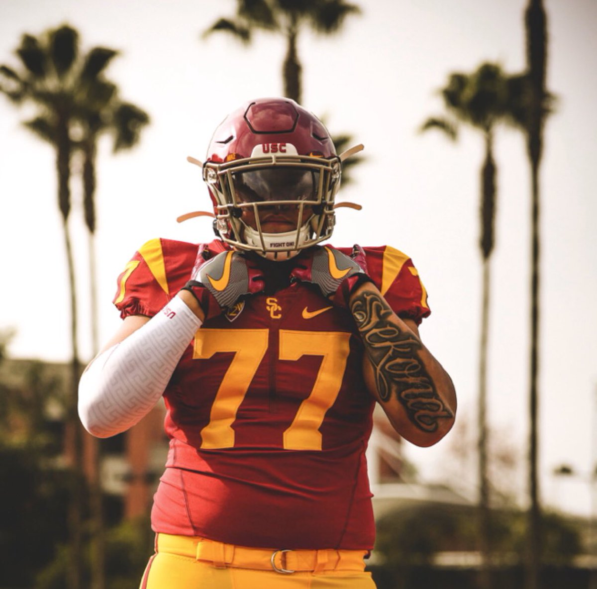 Excited To Be a Trojan✌🏽📝 #ItsOfficial #RuntheSCene