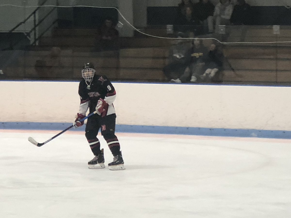 DurfeeAthletics's tweet photo. Zach Massa ties it up assisted by Jacob Martins and Noah Curran @frpsinfo @frps_durfee https://t.co/yzcSYPxDvq