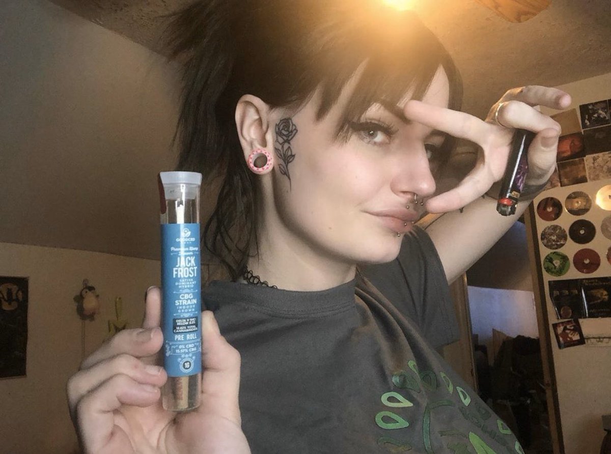 Looking for the new #cbg ? #cbd pre-rolls check out our website or come down to one of locations to check them out! 
#cbdbenefits #cbdflowers #cbdmovement #cbdnews #CBDedibles