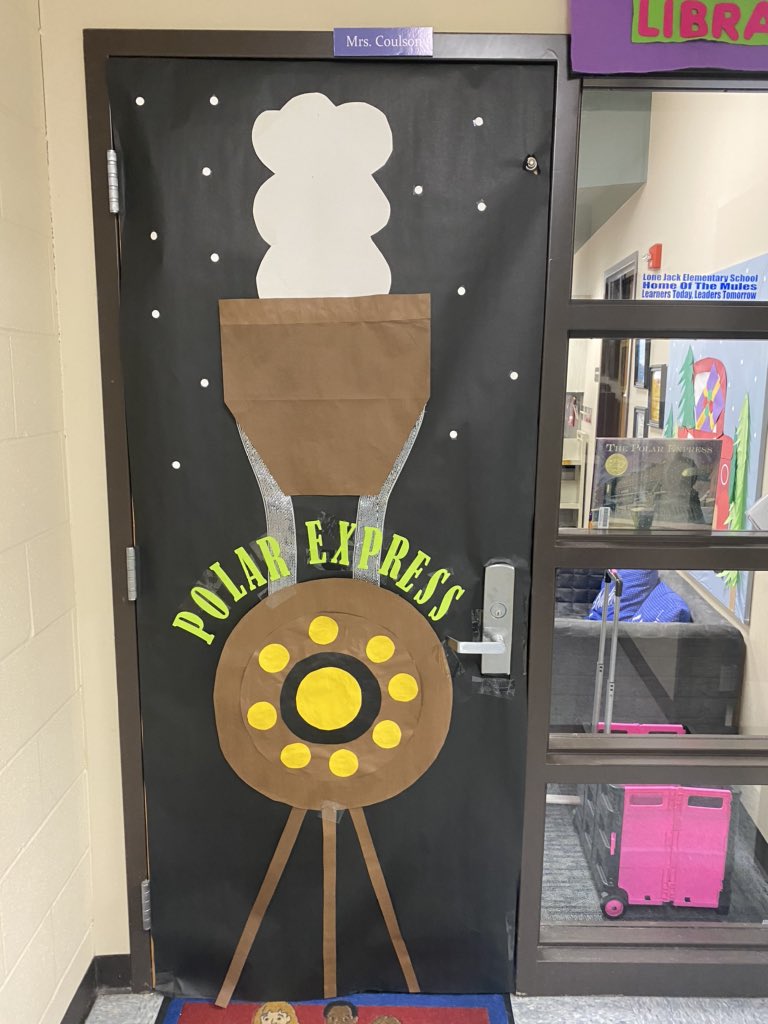 LoneJackElem's tweet photo. Check out these creative door decorations 🥳 Our staff and students worked so hard! Which two will be the winners for tomorrow’s competition?!? #OneTeamLJ https://t.co/T8uKRzT0PJ