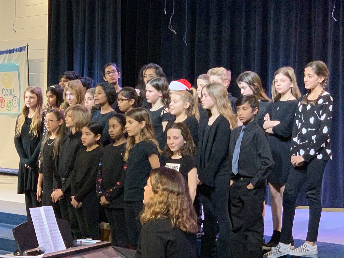 Awesome evening with our Ivy Hill Chorus!! Thanks <a href="/MsWheatland/">Ms.Wheatland</a> and <a href="/IvyHill_Music/">Ms. Conomikes</a> for all your time, energy and leadership in putting this all together!! Bravo!! #IvyHillLeague