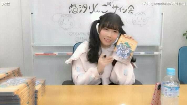 WotAddiction's tweet photo. はわ! はわ! はわ〜!!🍎
汐りんさん がサインしてくれてありがとうございまる！❤❤❤ (Ｕ⌒▽⌒Ｕ)

#いっしょにつくろう恋汐王国 https://t.co/prsObxAnW7