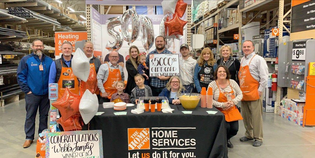 The Webb family received their $5000 IVOC Gift Card at Nampa today!! #leadsinCustomerswin #pacnorthwest4thewin #D0143rocks ⁦<a href="/CorporateLarry/">Larry Lane</a>⁩ ⁦<a href="/wendyofthewest/">Wendy Jiles</a>⁩ ⁦<a href="/THDhvac/">Viviane Essex</a>⁩ ⁦<a href="/BlankenshipSB/">Shawn Blankenship</a>⁩ ⁦⁦<a href="/CourtneyMKorkow/">Courtney Korkow</a>⁩
