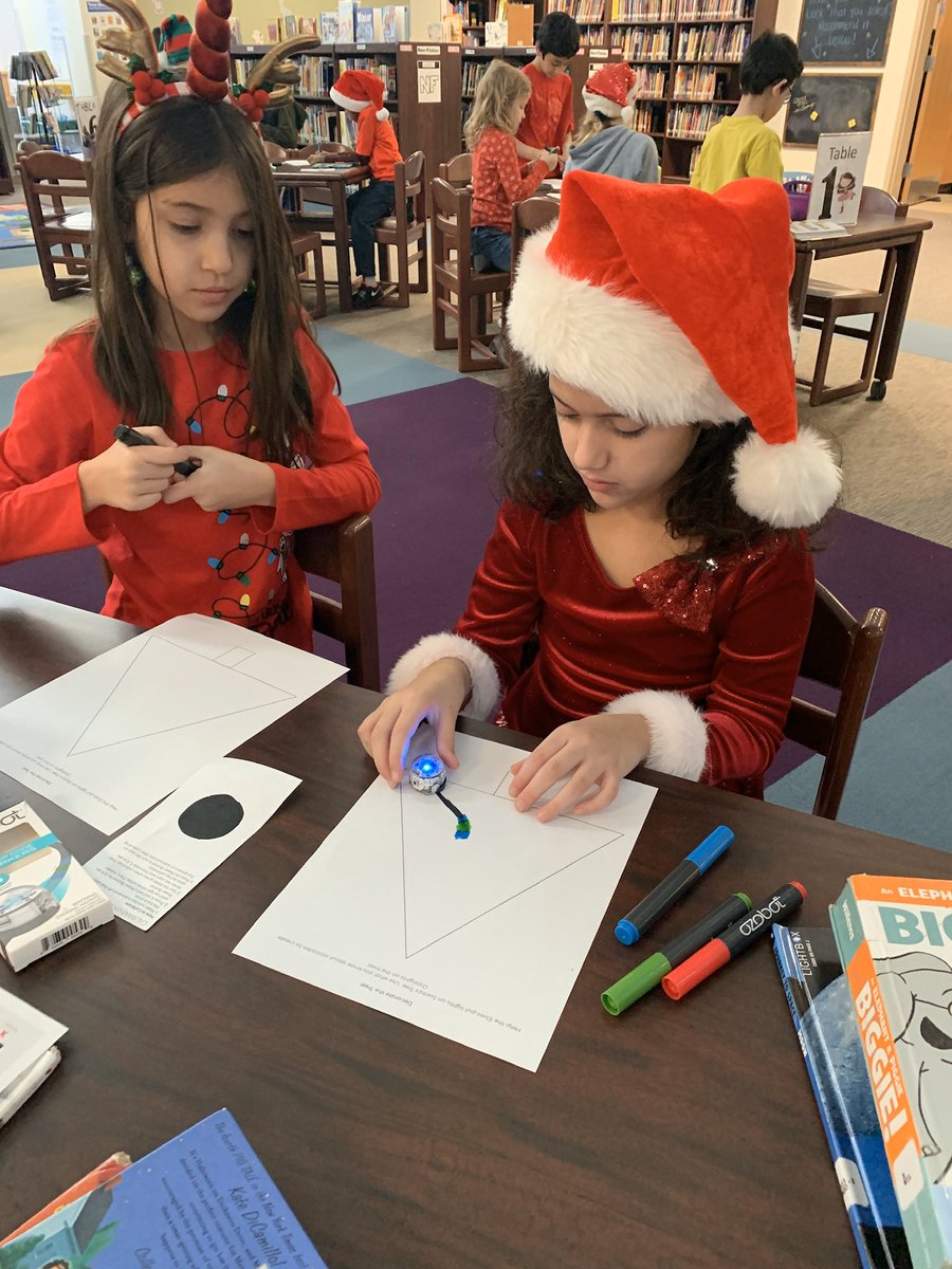 SudduthSamantha's tweet photo. Ss had so much fun coding today in the library! Thanks @TadlockReads for always having engaging activities for the kids! @TadlockElem #FutureReady #secondrocks https://t.co/GlQDPA0oSj