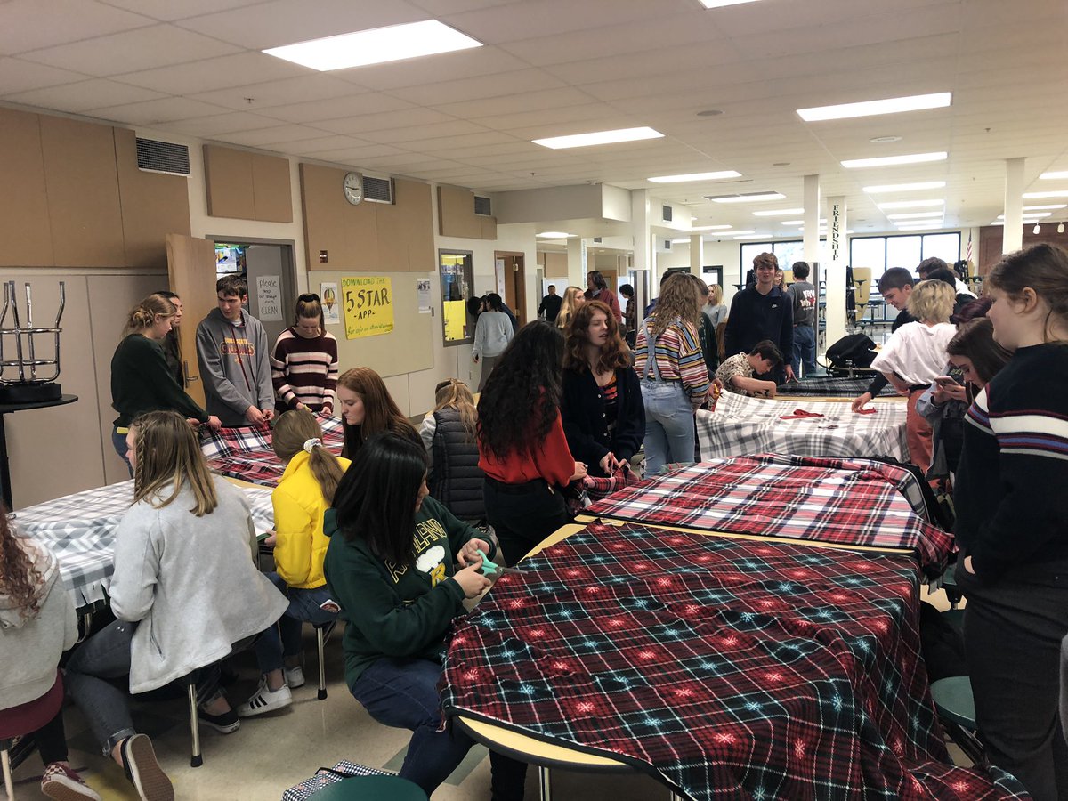 tprainorhs's tweet photo. Bombers! Love Serve and Care for First Harvest #rhsteach #rsd400 https://t.co/tFgsmrSIvY