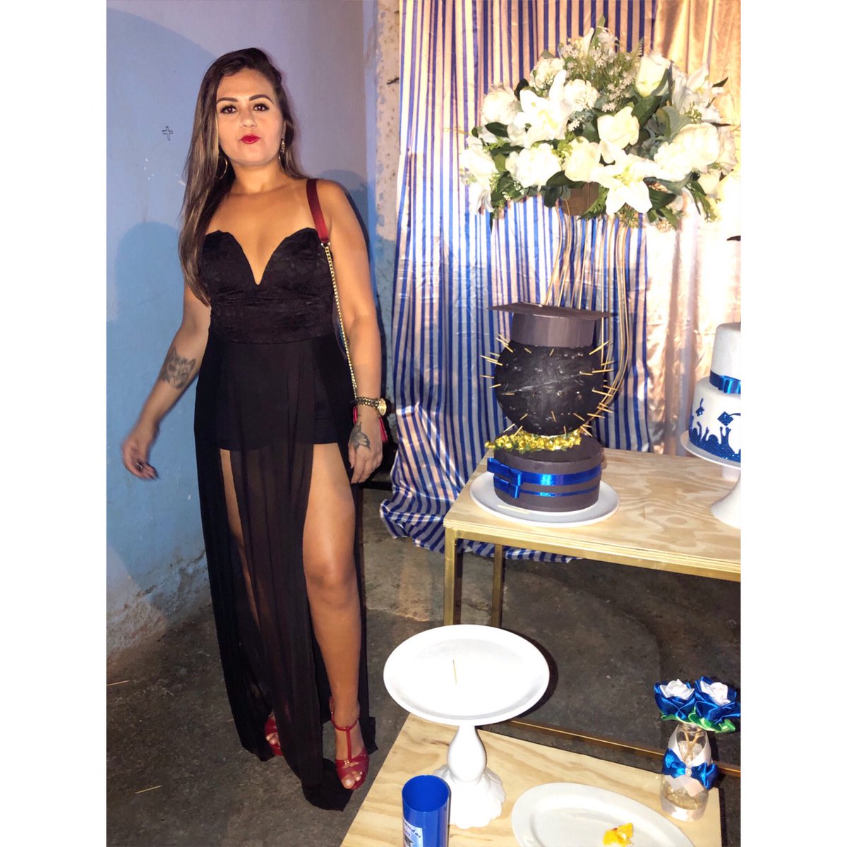 cielly40906440's tweet photo. Eu quero eu posso eu consigo..
#Formada2019 👩🏼🎓🙏🎓 https://t.co/djzN5DcU5A