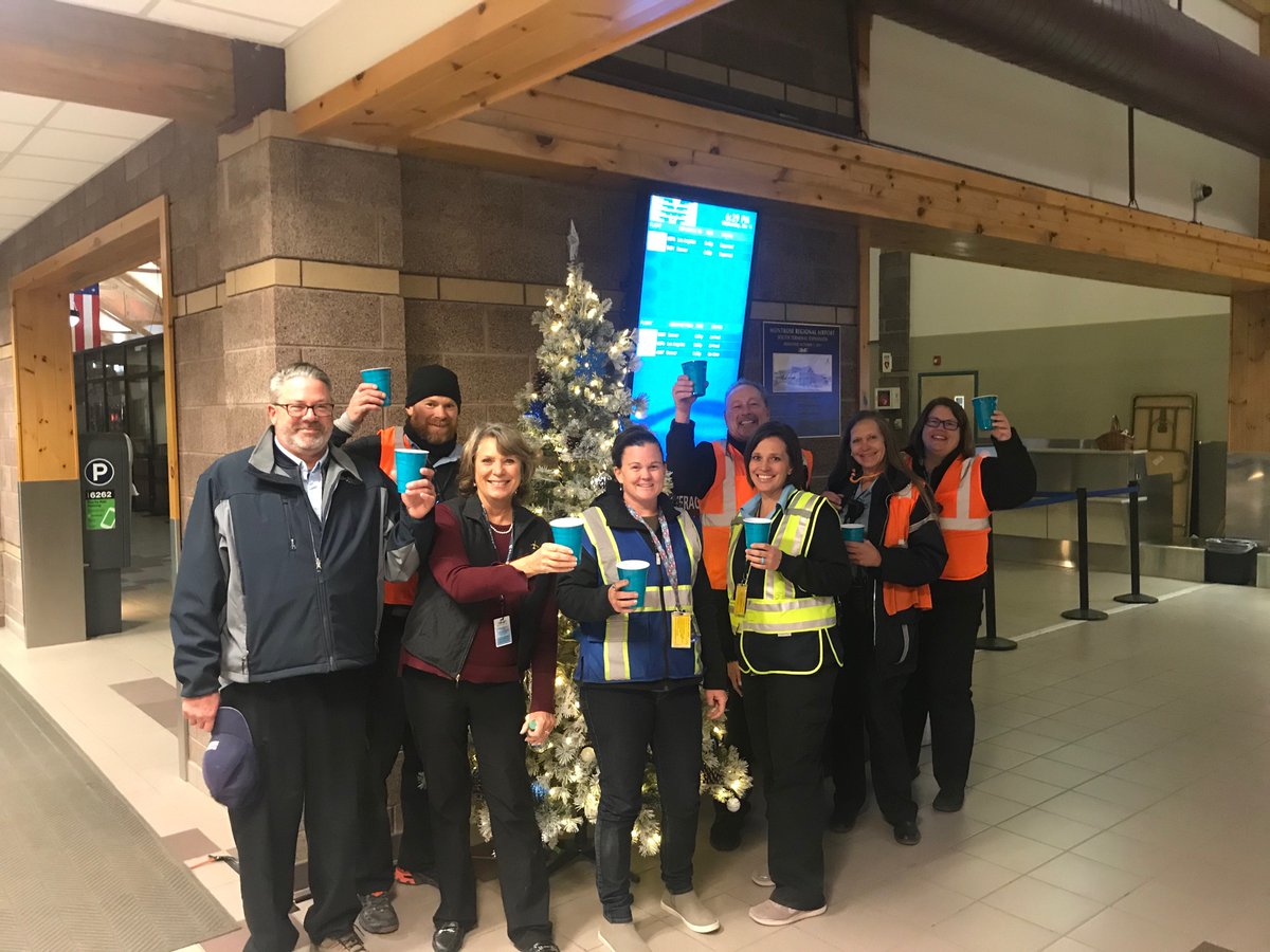MTJ employees enjoying a sparking apple cider toast after working their last departure today as employees of Skywest. When the RON arrives they transition to employees of UGE. Thank you TEAM MTJ for taking great care of our customers. Keep it up!!!