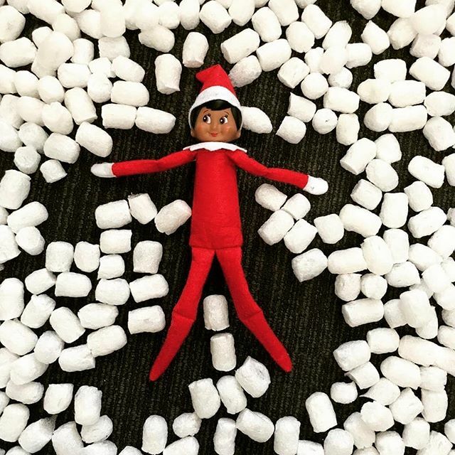BelgraveBooks's tweet photo. #belletheelf got creative last night and made a snow angel out of packing fill! 😂❄😇🎄
.
.
.
#elfontheshelf #elf #christmas #christmasbooks #christmasgifts #christmas2019 #xmas #xmasgifts #festiveseason #santa #giftideas #kriskringle #booksasgifts #bel… https://t.co/Hp9cNnlbbN https://t.co/flDSCS6Dee