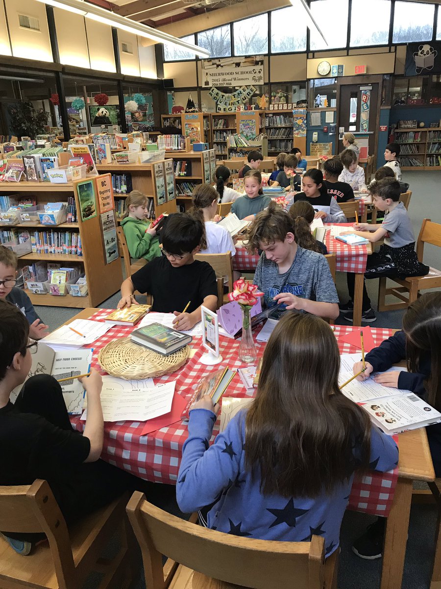 HelenWeiss1's tweet photo. Welcome to Sherwood Cafe! 😊 Book tasting in library this week to get hooked on some great books for Winter Break. 🍽 📚 @SherwoodPandas #112Leads #PandaReaders https://t.co/5yIjbYeuqC