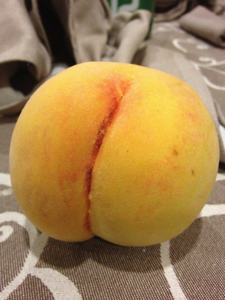 Class's tweet photo. Now I see why Trump wanted to get in a peach 😳🙈 https://t.co/RHz98SGsSb