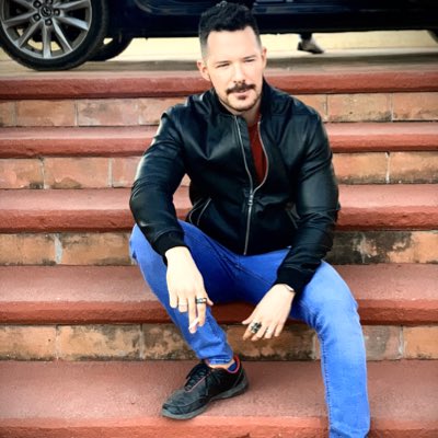 licjugoso's tweet photo. #NuevaFotoDePerfil https://t.co/8KnHydvLcd