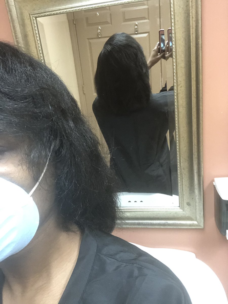 RoseBeatzz's tweet photo. The perks of cosmetology school โฅ๏ธ got my hair done for the freebie ๐โค๏ธ itโs getting so thick, I trimmed a little off though โจ #IGotHair #LookAtMyHangtime ๐ https://t.co/f7K9ttZLwm