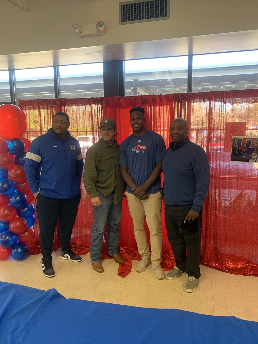 CoachOliver62's tweet photo. Congratulations to Keveionta Spears early signing with La Tech... https://t.co/J1HCd3er9i