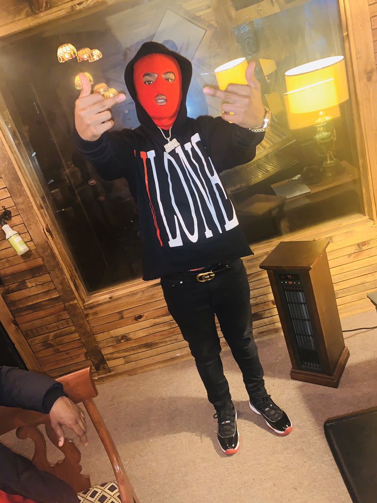 SbgKemo's tweet photo. Heavy Stepper™️
#HeavySteppers #KemoTubman #LitPit https://t.co/61ATC1CiLc