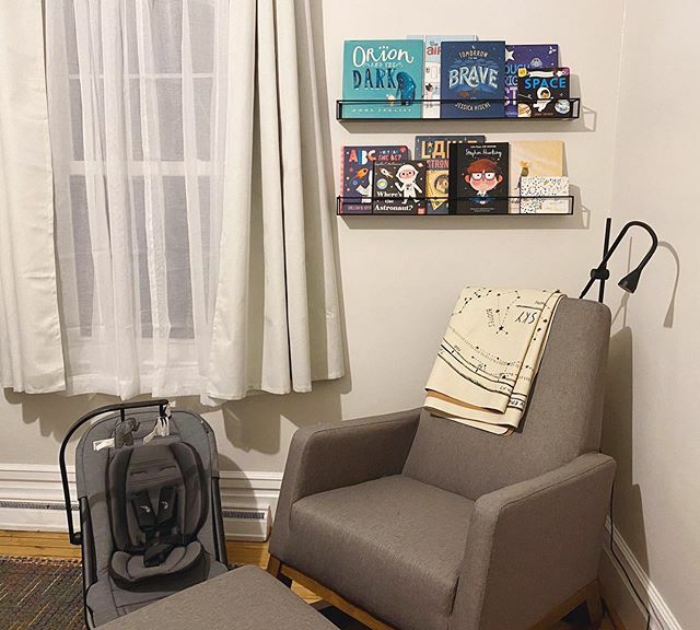 wanderingsofC's tweet photo. Still a lot to put away/organize/do (including hanging our constellation @gathre mat!) but already loving this little corner 🥰
•
•
•
#space #outerspace #spacebooks #spacenursery #nurserydesign #nurseydecor #babygirl https://t.co/jdlh15cnNA https://t.co/debjDkEIUa
