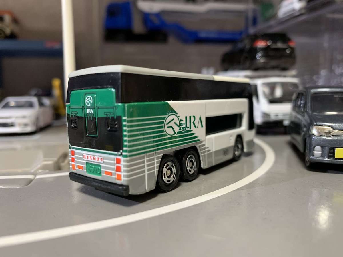 激レア】トミカ JRA 競走馬専用運搬車 競馬のトミカ - RH18Vのミニカーの