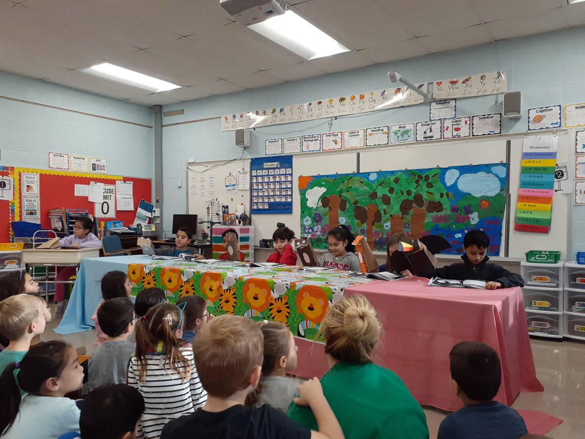 CalvoKinder's tweet photo. Thank you for inviting us @KroeschellsCrew the kids did an amazing job. #euclidexplores #rtsd26learns #KinderLove https://t.co/YISLA9AYMm