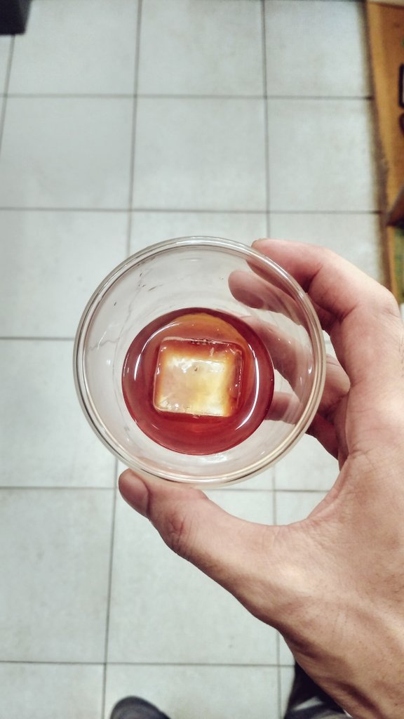 Sisa kemarin, dijadikan bahan cold drip, manis.