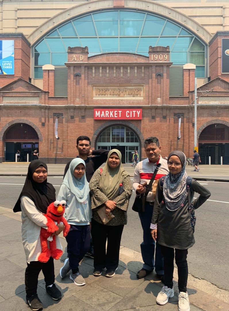 jomroundsydxtyo's tweet photo. Trip sydney 4-8 dec 2019
Time ni jerebu teruk gila sampai rasa mcm sama dgn keadaan kt malaysia haritu π
. Bushfire π₯ mg dahsyat gila. Now banyak ok dahπ
Thanks to family kak liza for joining our π¦πΊ trip . Semua sporting sgt2 β€οΈ!
#tripsydney
#privatetrip
#tripaustralia https://t.co/EKcUUxyjXy