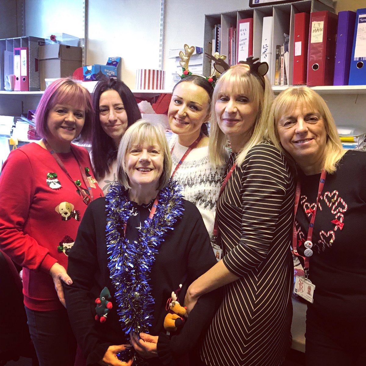HascSjr's tweet photo. Happy Christmas from the team! Have a wonderful and safe Christmas 🎄🎉 https://t.co/XEr4b918Cl