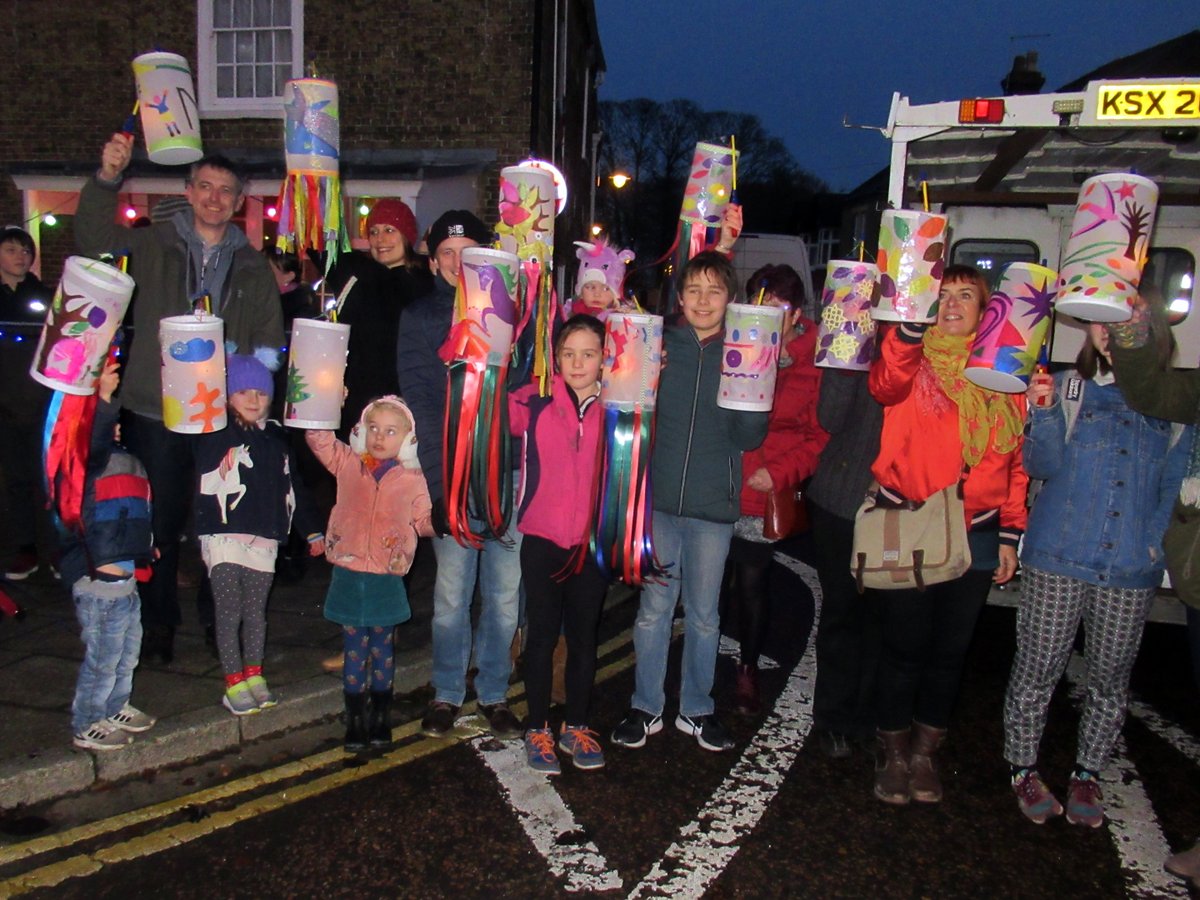 cambslib's tweet photo. #LibraryAdventCalendar Day 20: The Library Presents
114 fabulous ‘The Library Presents’ events took place this year from Lantern Making Workshops to dance, theatre to music, attended by 2704 people of all ages. https://t.co/6Tu4cwP4P8