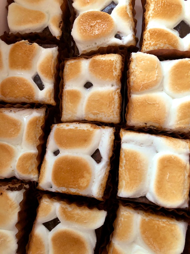 totallymamedeni's tweet photo. S’more you and for me. https://t.co/cV2EcN9R6l