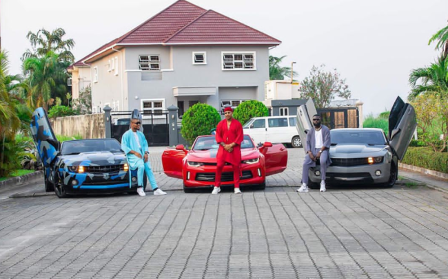 trendsxclusive1's tweet photo. Chevy Alert!! Alex Ekubo, Yomi Casual and IK Ogbonna showoff their Chevrolets https://t.co/Pw9P0v0JPa https://t.co/thSkHlIjZg