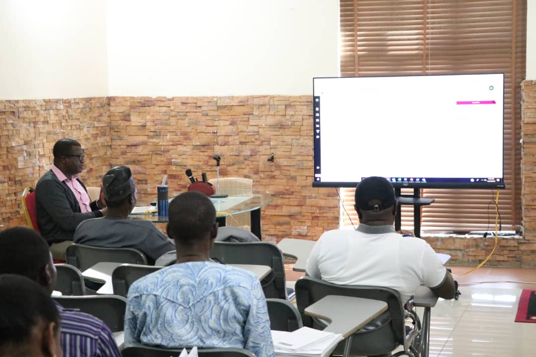 QuomodoSystems's tweet image. Starting Day 3 with document management using DocStream. 
Training on how to solve document management issues using DocStream.
#trainning  #DocStream
#day3 #quomodosystems 
#documentmanagementsystem  #NationalLottery