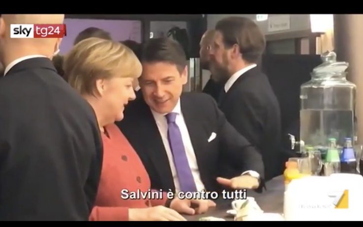 SuperFiammetta's tweet image. Uno vale uno? No, c&apos;è chi vale uno e chi vale quattro...quattro soldi.
 #Merkel #GlobalCompactforMigration #UE #Mes #ConteBis🐍#M5S #PD #avvocatodelpopolo #maicolPD