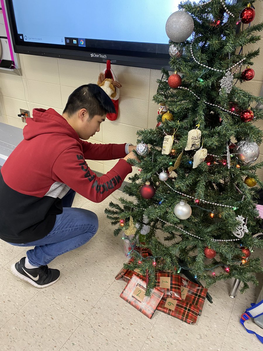 howard_deca's tweet photo. Thank you to everyone who came to our Christmas Social! We hope you had an amazing time and we all wish you a safe and happy break! https://t.co/kCXp6i8uL8