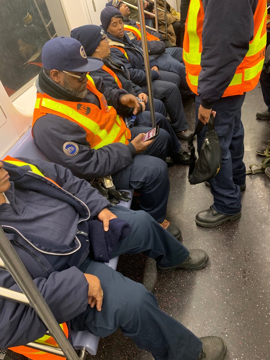 ALLSTAR_Cru's tweet photo. ⁦@mtanow123⁩ It’s bad enough service sucks y’all gotta take up all the seats late night??????  Y’all working we coming home.... https://t.co/YaBE2s7b1d