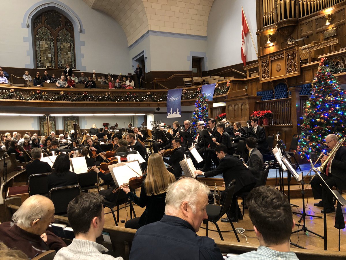 DeckerT19's tweet photo. A great performance this year by the @CalgaryPhil - a new 🎄 tradition of ours.And now to purchase myself a slapstick #Yyc https://t.co/QqiFA0Kbox